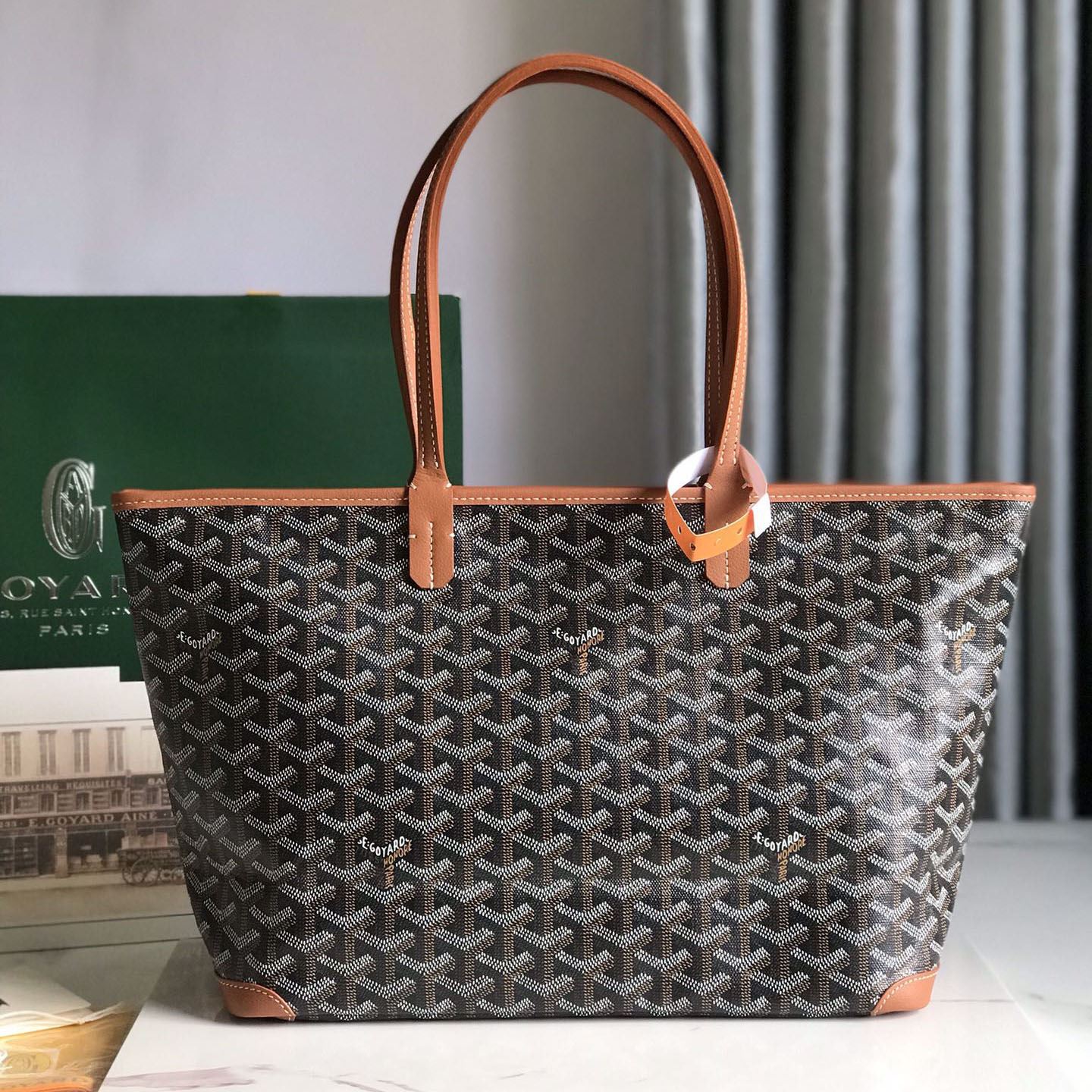 Go*ard top handle bags